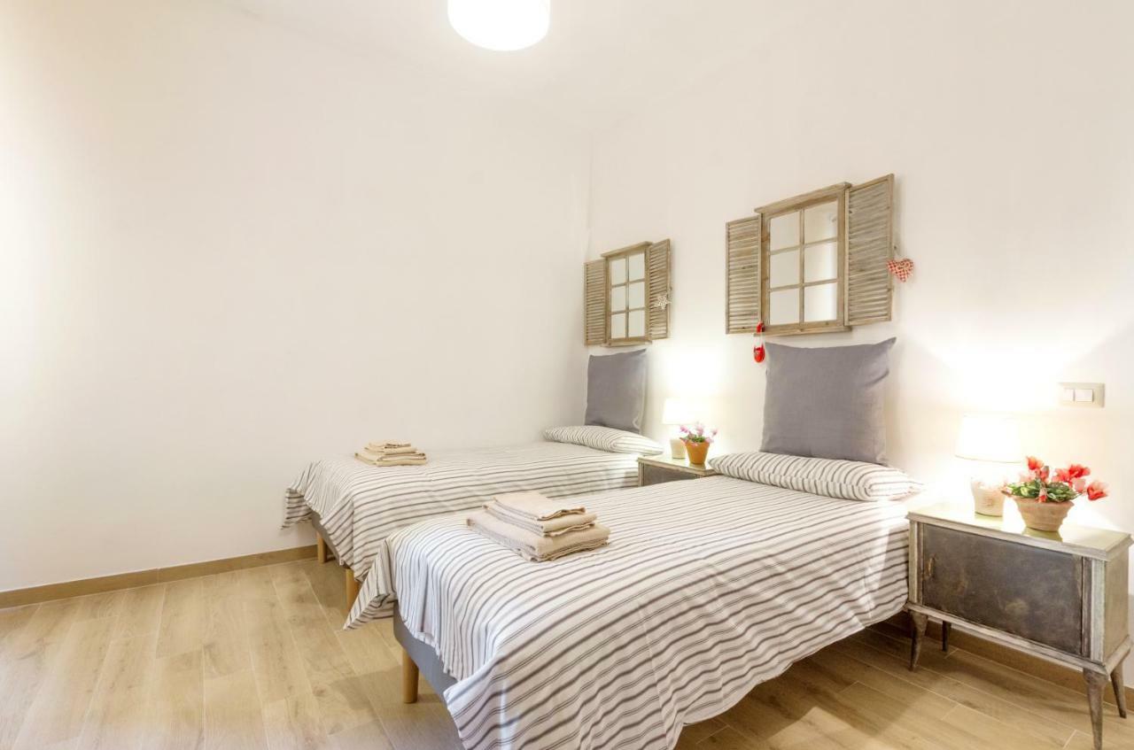 La Romàntìca Al Colosseo Apartamento *